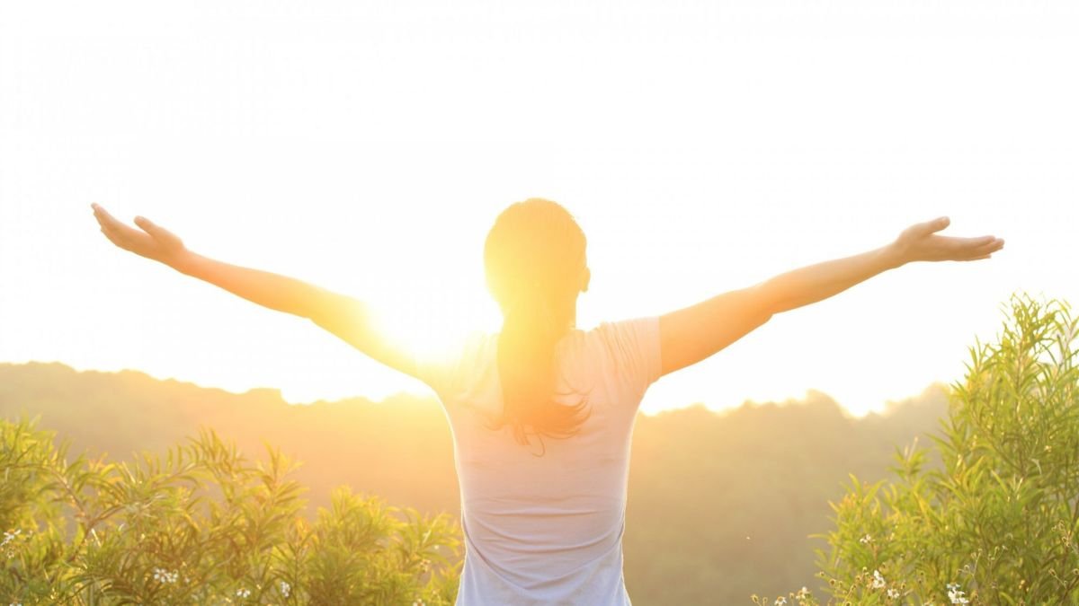 Follow these tips to make your life happier, healthier and more productive. You will feel better with each step you take.