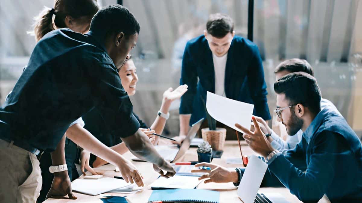 Monetary Incentives play an essential role in employee performance. Let us read about the impact of it through this article.